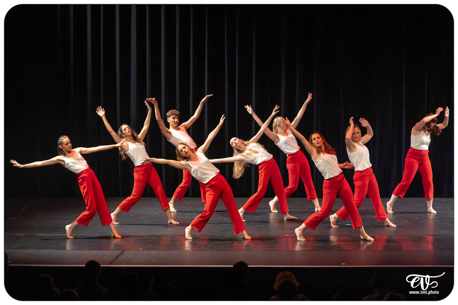 ECOLE DE DANSE CÉCILE ADAMOW
